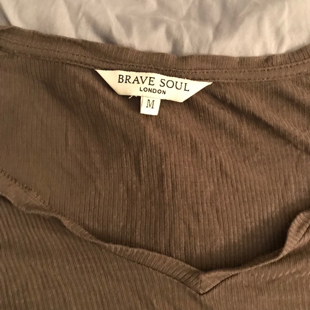 Earthy High/Low Tee - Picture 2 of 2